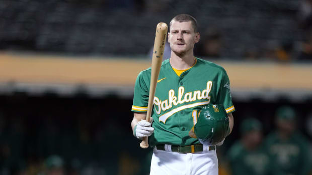 Sean Murphy's trade has an impact on the Blue Jays' three catchers.